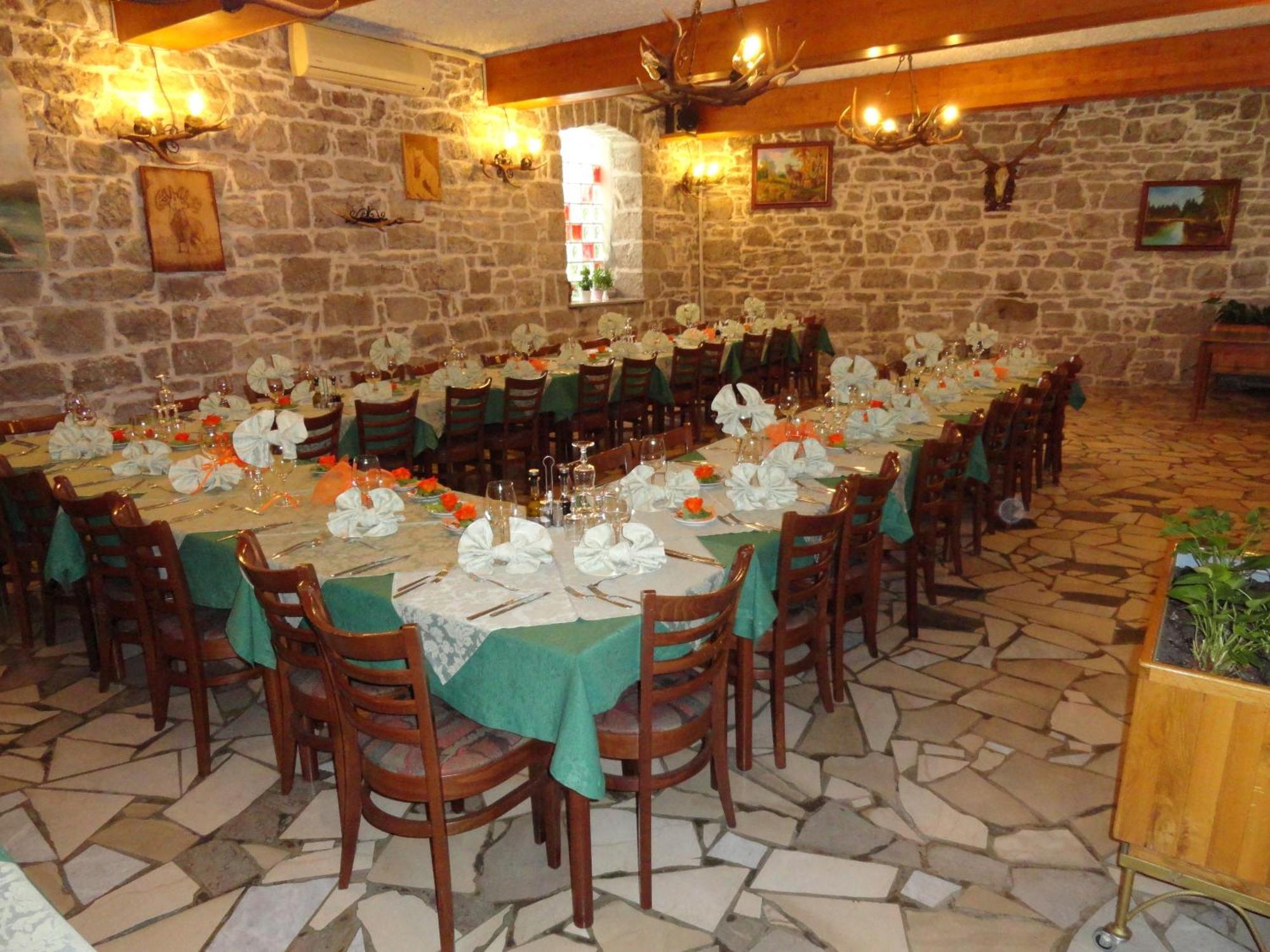 Guest House Pod Slavnikom Podgorje  Екстер'єр фото