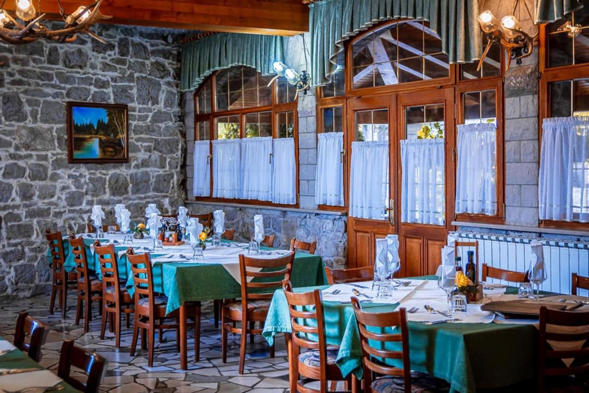Guest House Pod Slavnikom Podgorje  Екстер'єр фото